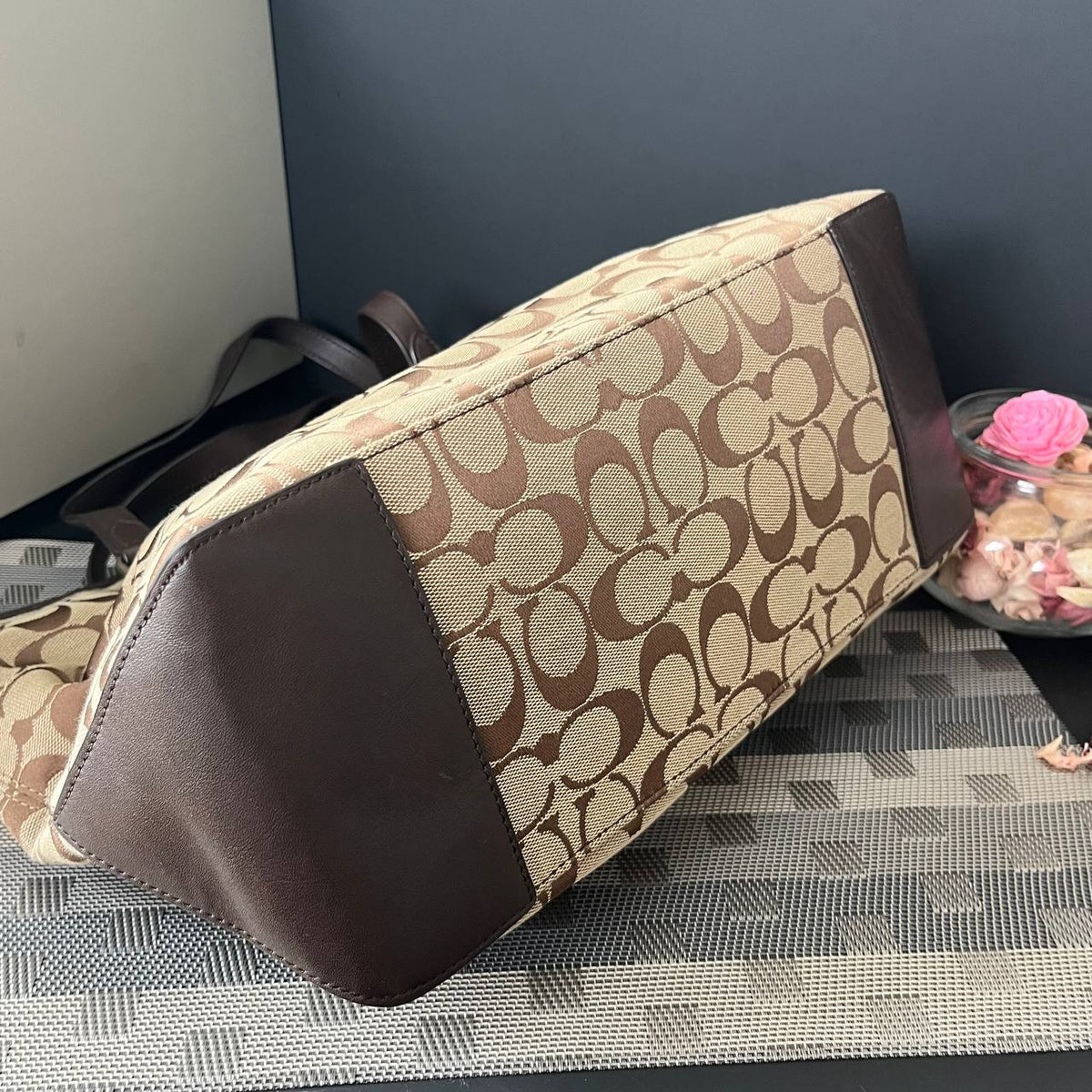 COACH CARDINAL ZIP TOTE (Style #36375)