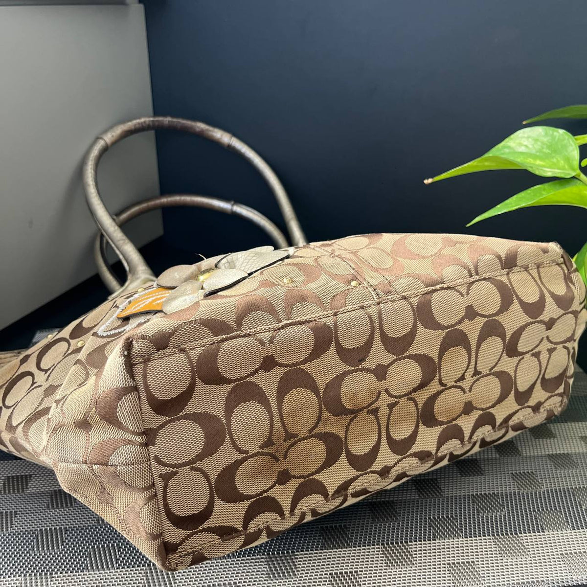 COACH SIGNATURE FLORAL BLEECKER TOTE (Style #16276)