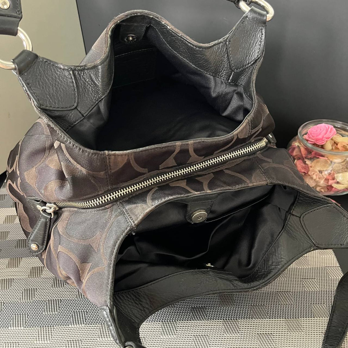 COACH CAMPBELL SIGNATURE HOBO (Style #24742)