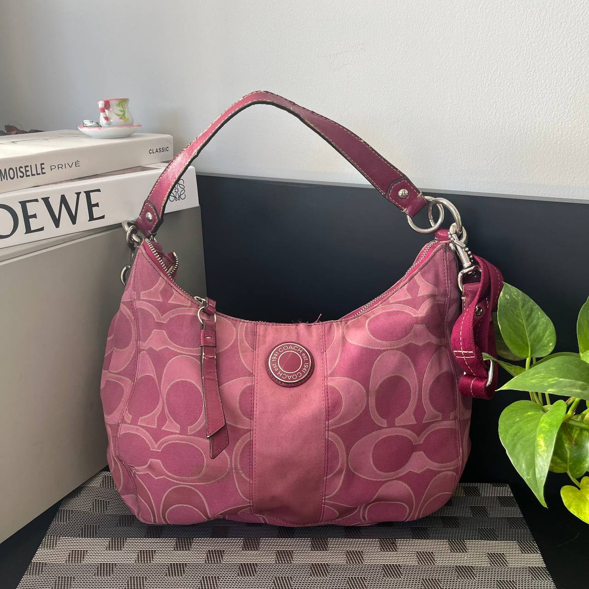 COACH SIGNATURE STRIPE JACQUARD HOBO BAG (Style #19442)