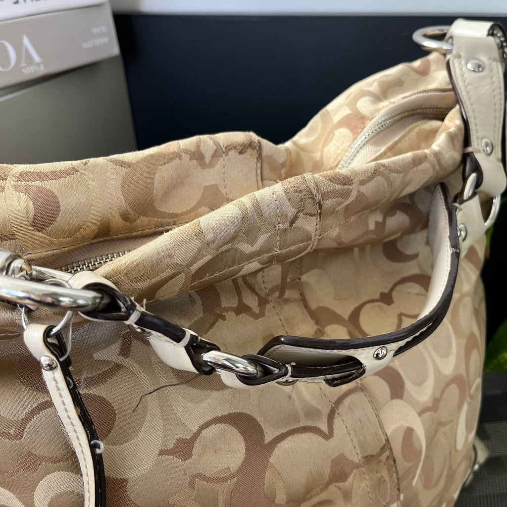 COACH CARLY LARGE OPTIC SIGNATURE HOBO BAG (Style #13981)