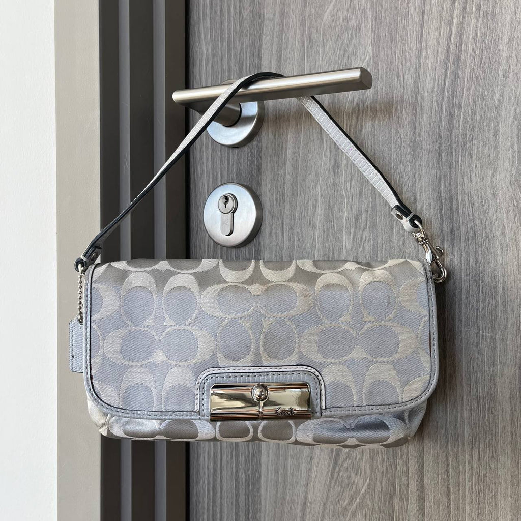 COACH OPT ART SIGNATURE WRISLET