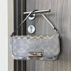 COACH OPT ART SIGNATURE WRISLET