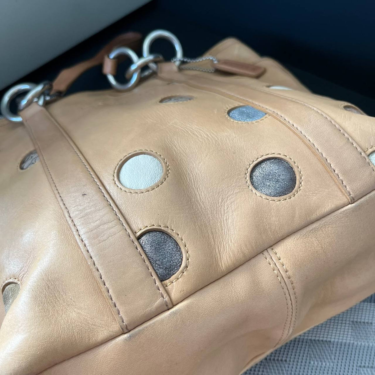 COACH LIMITED EDI POLKA DOT LUNCH GALLARY TOTE (Style #09763)
