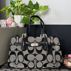 COACH SIGNATURE CHEALSEA TOTE (Style #17806)