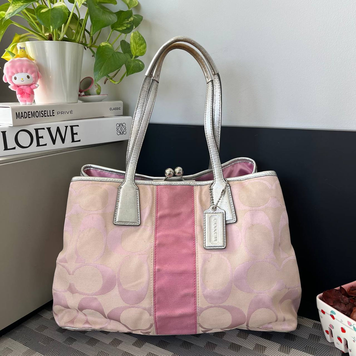 COACH SIGNATURE STRIPE FRAMED KISSLOCK TOTE (Style #13533)