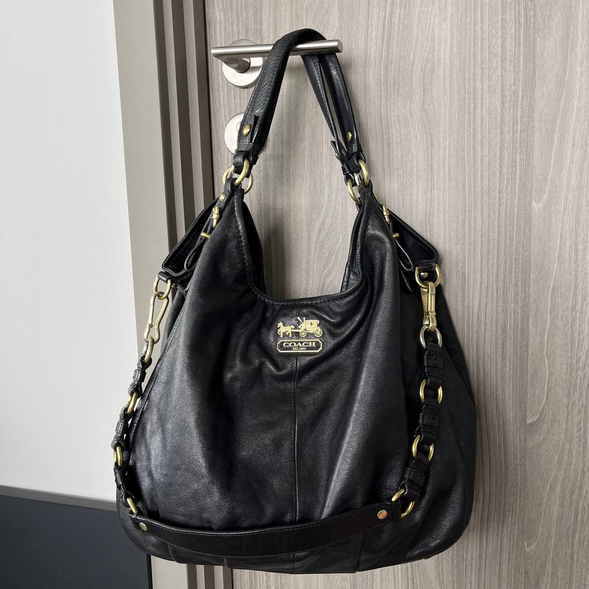 COACH SIGNATURE MADISON MAGGIE 2 WAY LEATHER SATCHEL (Style #15958)