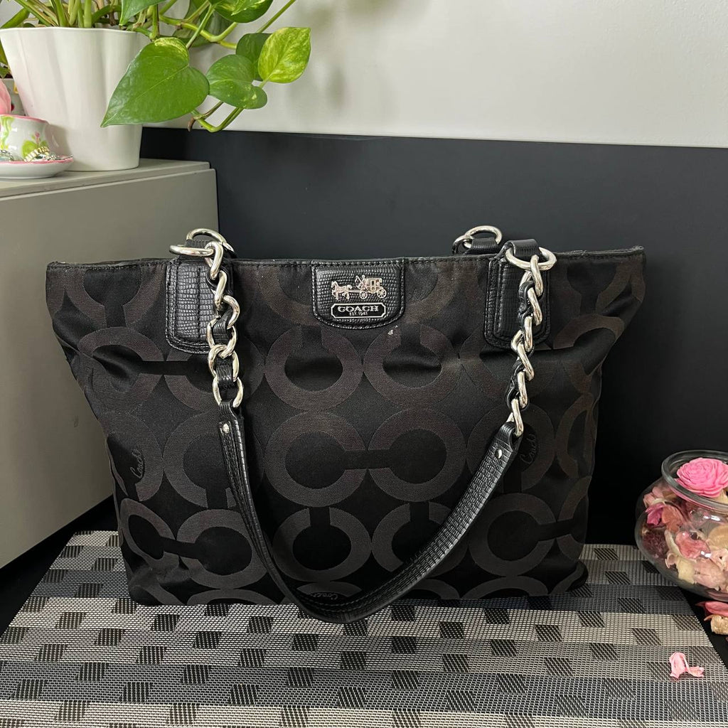 COACH SIGNATURE MIA TOTE (Style #20483)