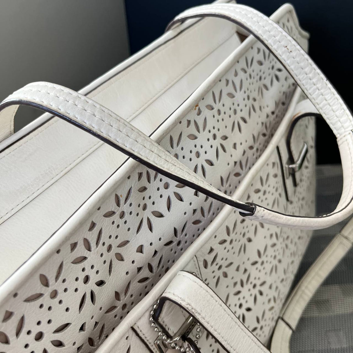 COACH TAYLOR EYELET LEATHER CARRYALL TOTE (Style #27391)