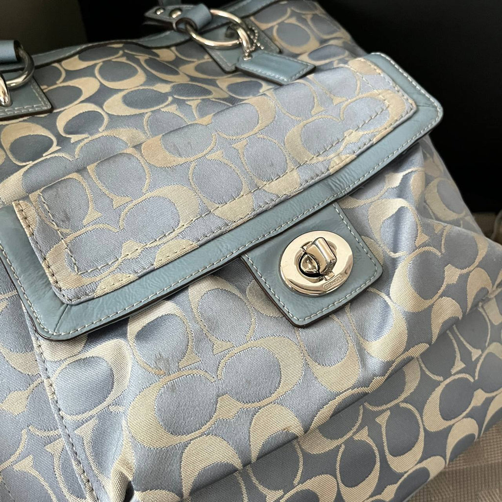 COACH PENELOPE SIGNATURE NORTH/SOUTH TOTE (Style #19262)