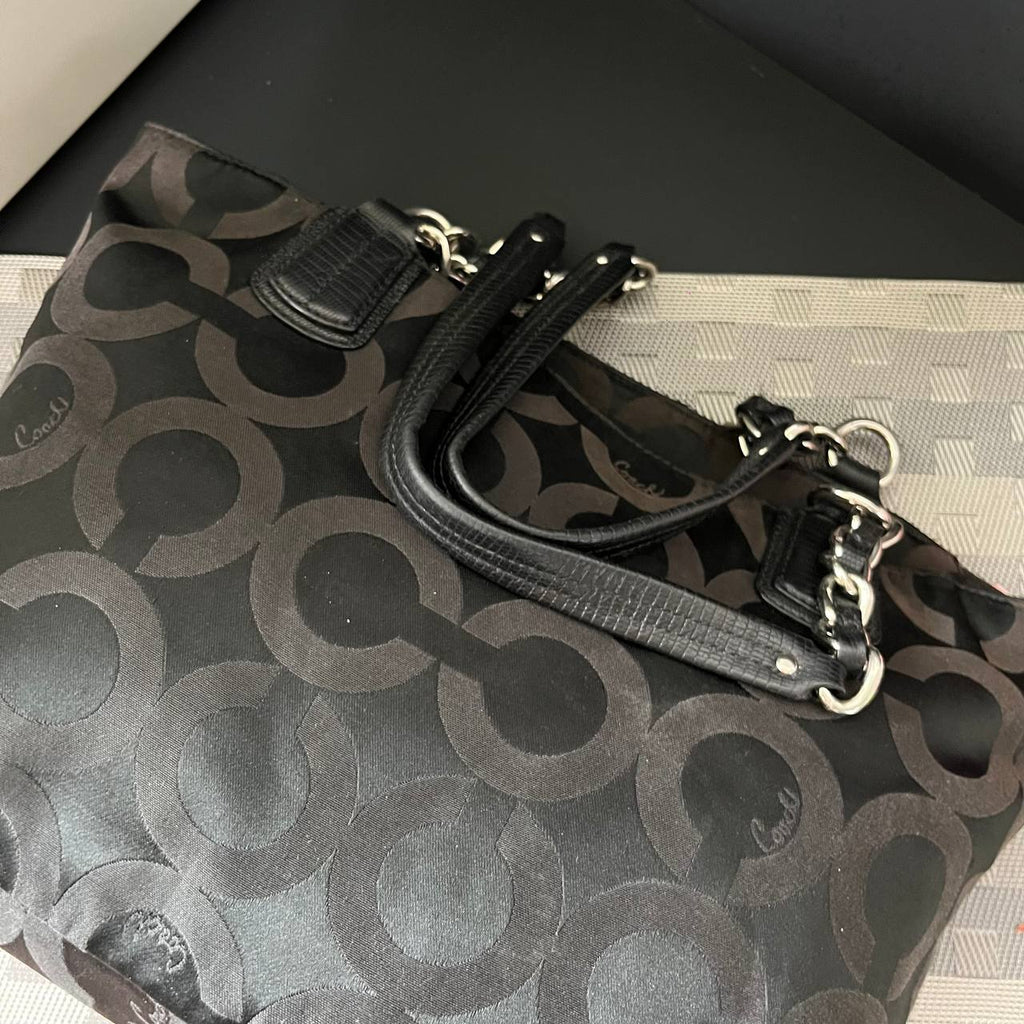COACH SIGNATURE MIA TOTE (Style #20483)