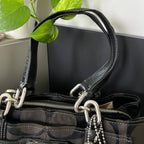 COACH SIGNATURE CHEALSEA TOTE IN BLACK (Style #17806)