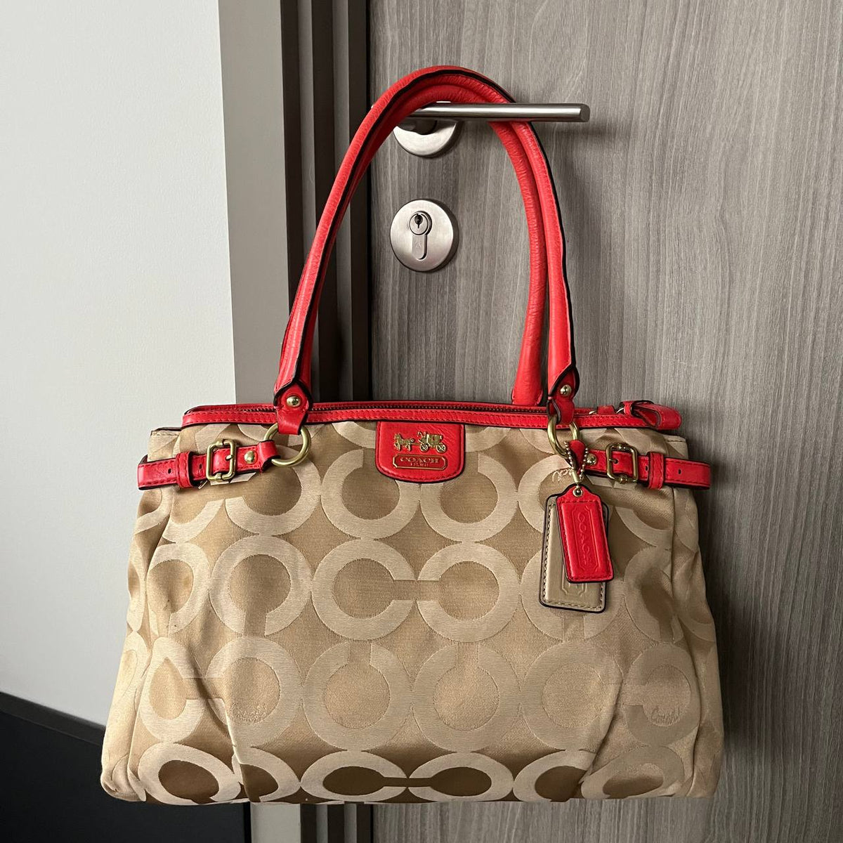 COACH MADISON OPT ART KARA CARRYALL (Style #22344)