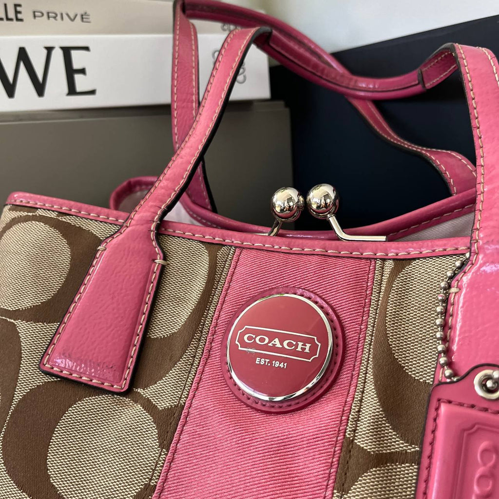 COACH SIGNATURE STRIPE FRAMED KISSLOCK TOTE (Style #17424)