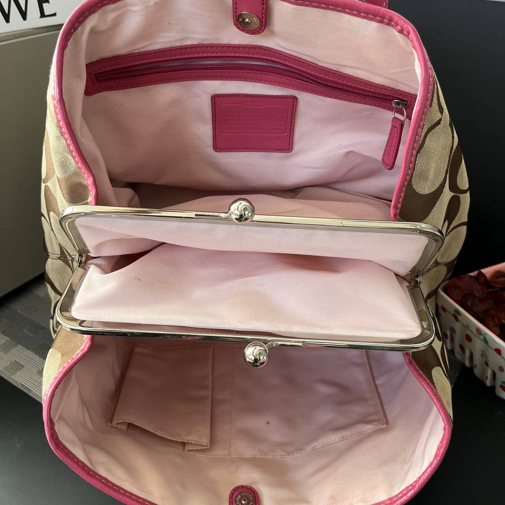 COACH SIGNATURE STRIPE FRAMED KISSLOCK TOTE (Style #17424)
