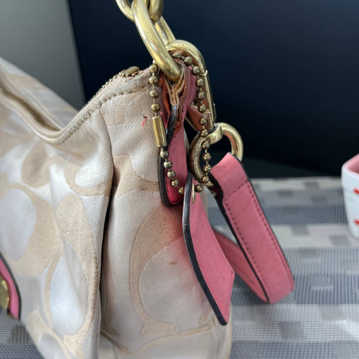 COACH KRISTIN SIGNATURE EAST/WEST CONVERTIBLE BAG (Style #22302)